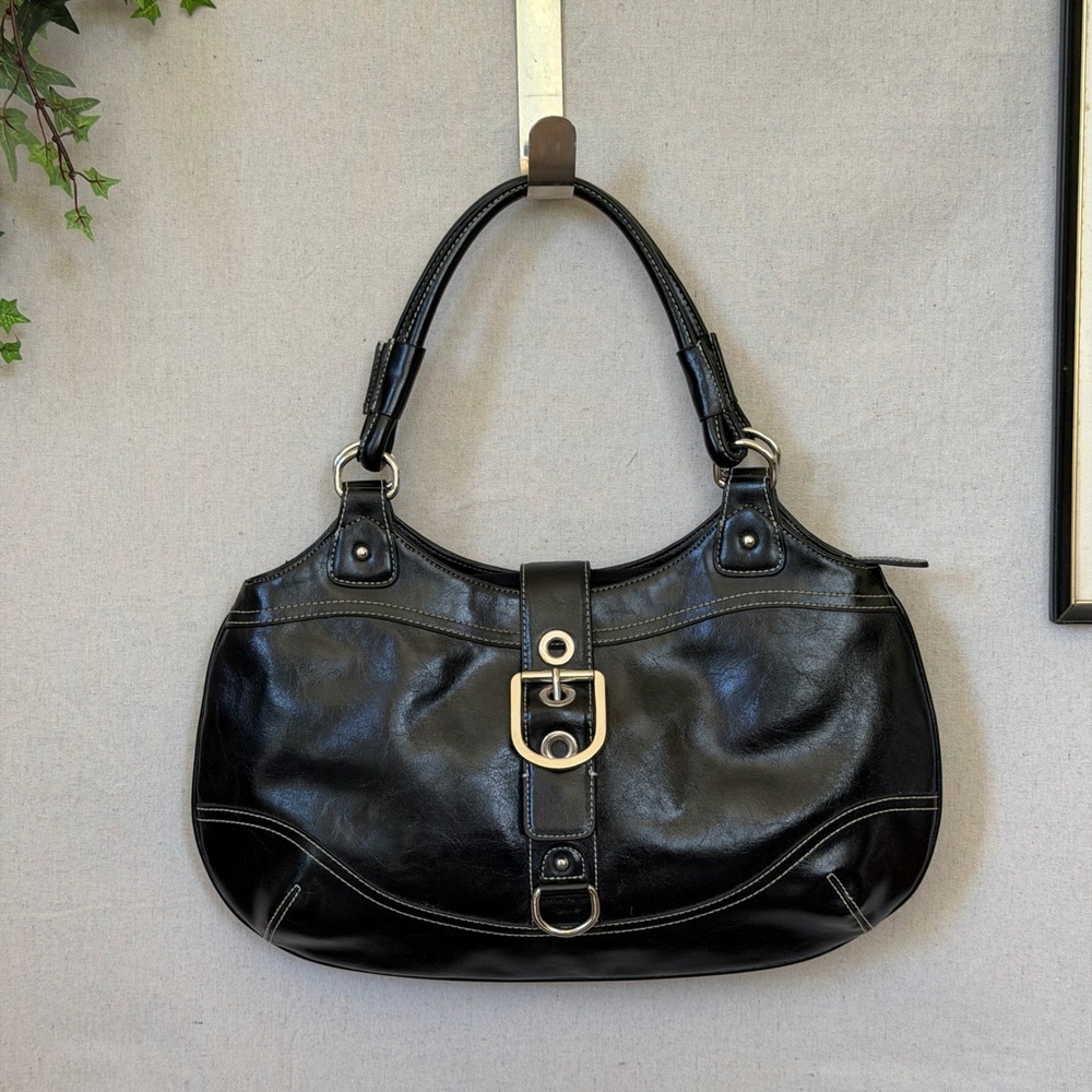 Nine West Black Solid Faux Leather Shoulder Bag Buckle Y2K Indie Sleaze Medium